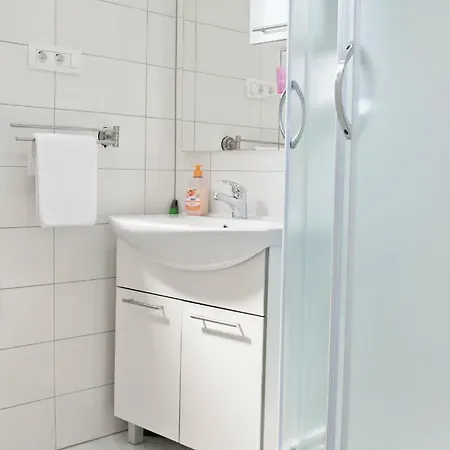 بيت ضيافة & سبليت