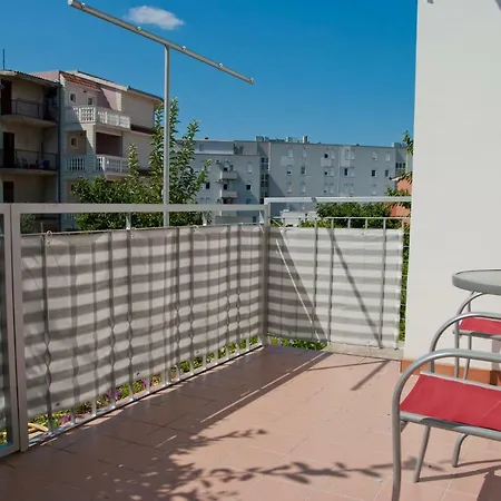 Guest house &